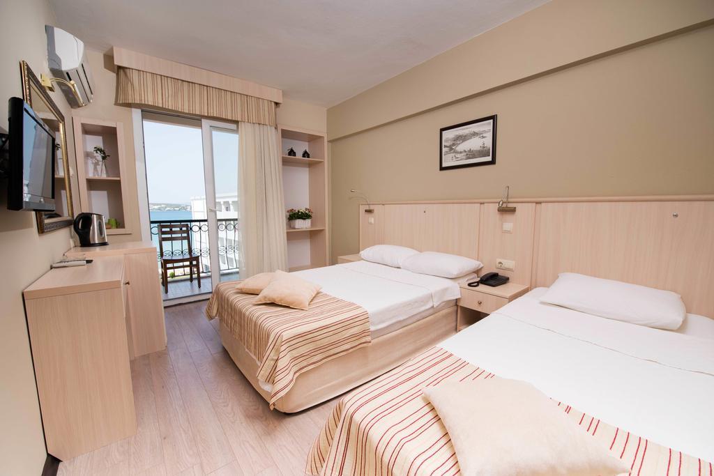 Ileri Hotel & Apartments Кешме Номер фото