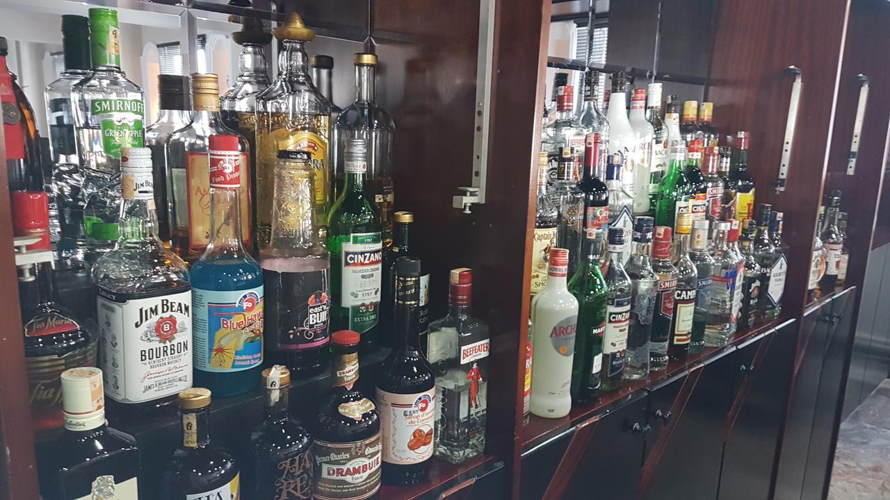 Ileri Hotel & Apartments Кешме Экстерьер фото